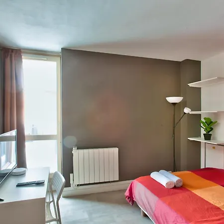 Chic And Spacious Apart Amaizing Terrace *