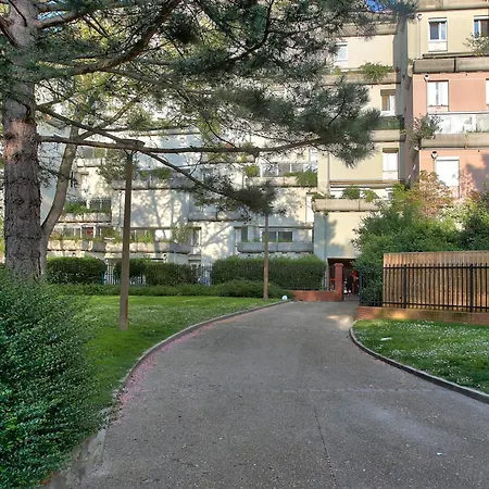 Appartement Chic And Spacious Apart Amaizing Terrace Courcouronnes